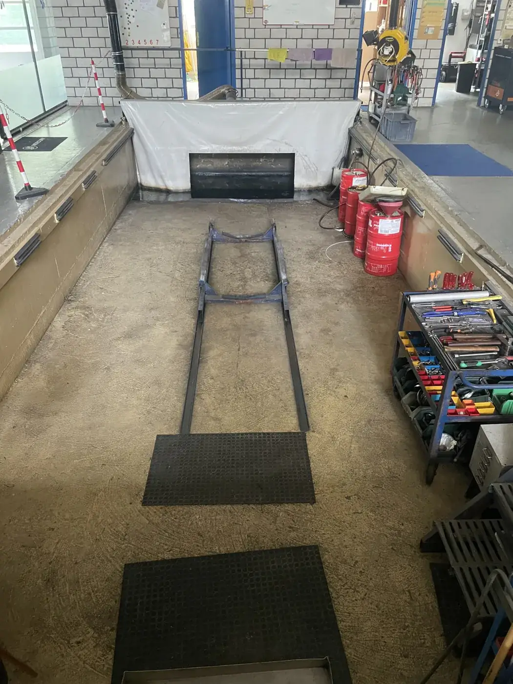 Area di lavoro dell’officina nautica